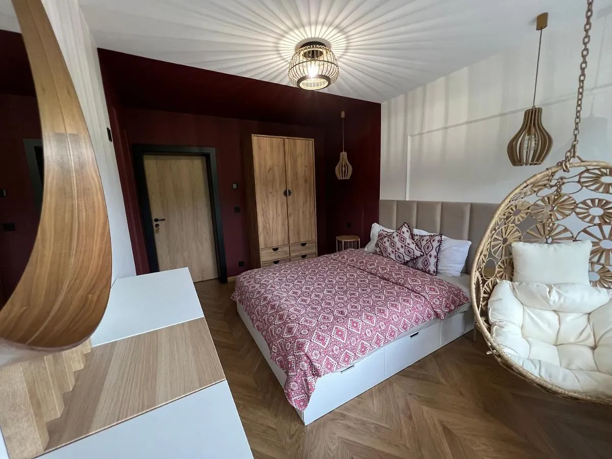 Apartament Partykularz Z Tarasem I Widokiem Na Sniezke 卡尔帕奇 波兰